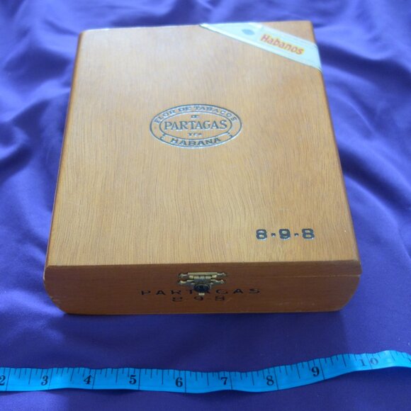 Flor de Tabacos De Partagas YES Habanos 8-9-8 Cigar Box *Box Only NO Cigars* - Picture 8 of 14
